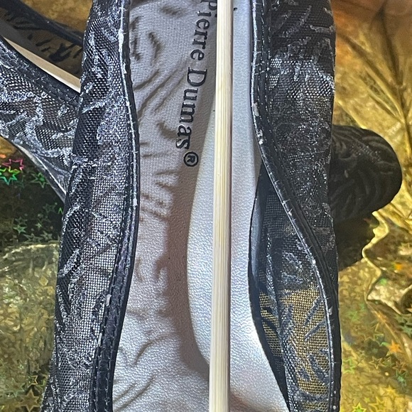 Pierre Dumas BLACK Mesh with CLEAR heels Formal - Picture 6 of 12